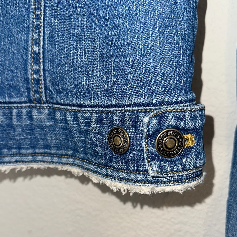 GAP Denim Jacket with Floral Embroidery and Fleece Collar - Picture 7 of 8